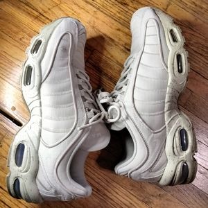 Air Max Tailwind Desert Beige Neon size 11